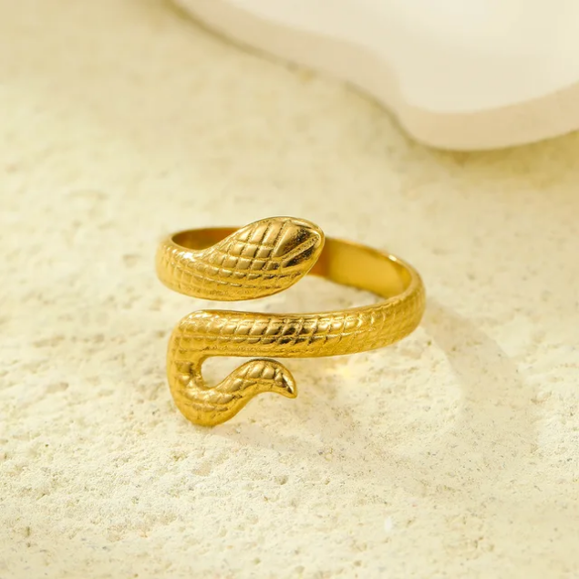 Long Snake Ring