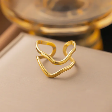 Curve Ring