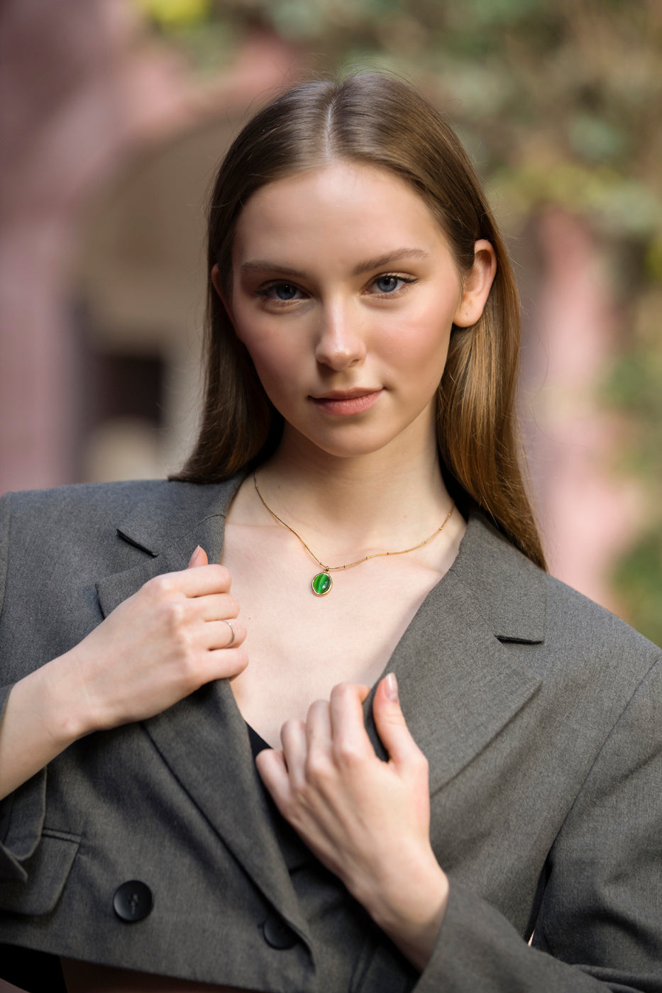 Oval Green Necklace