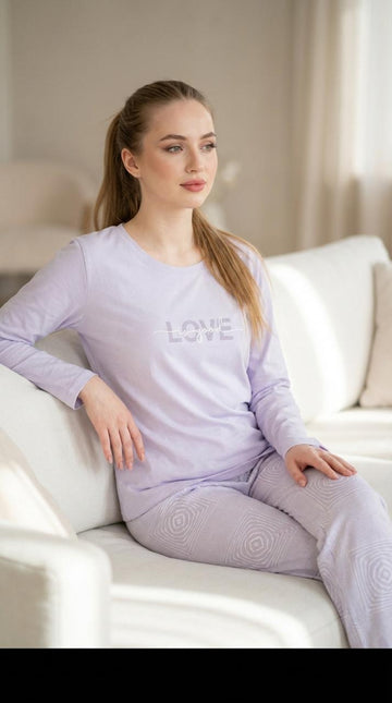 Minimal “Lovely Love”